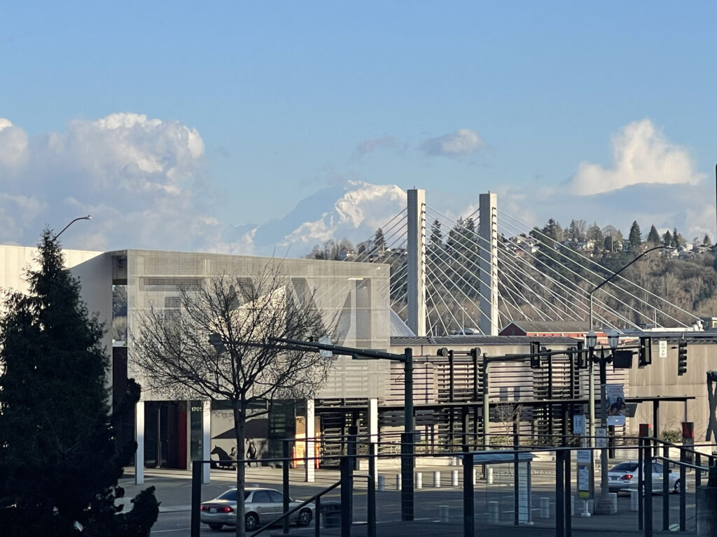 Photo of Mt Rainier from Tacoma